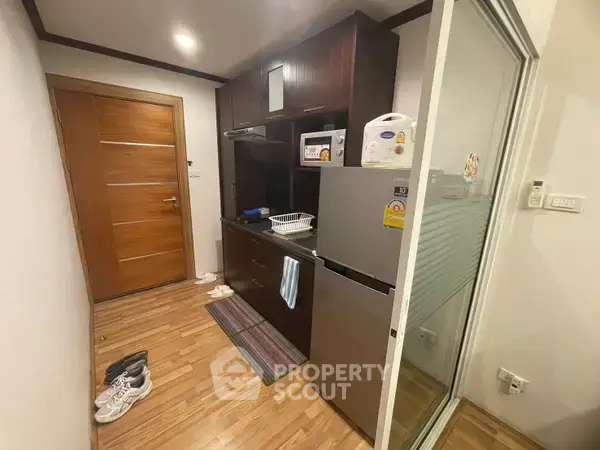 2-BR Condo at The Benefits Condo in San Phisuea — photo 4