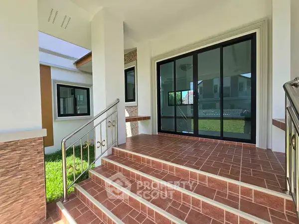 4-BR House in Tha Sala — photo 5