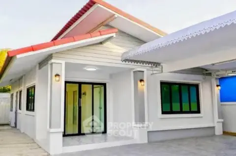 3-BR House in San Kamphaeng — photo 4