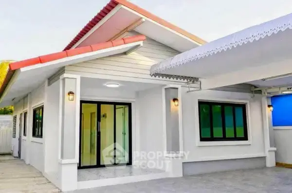 3-BR House in San Kamphaeng — photo 4