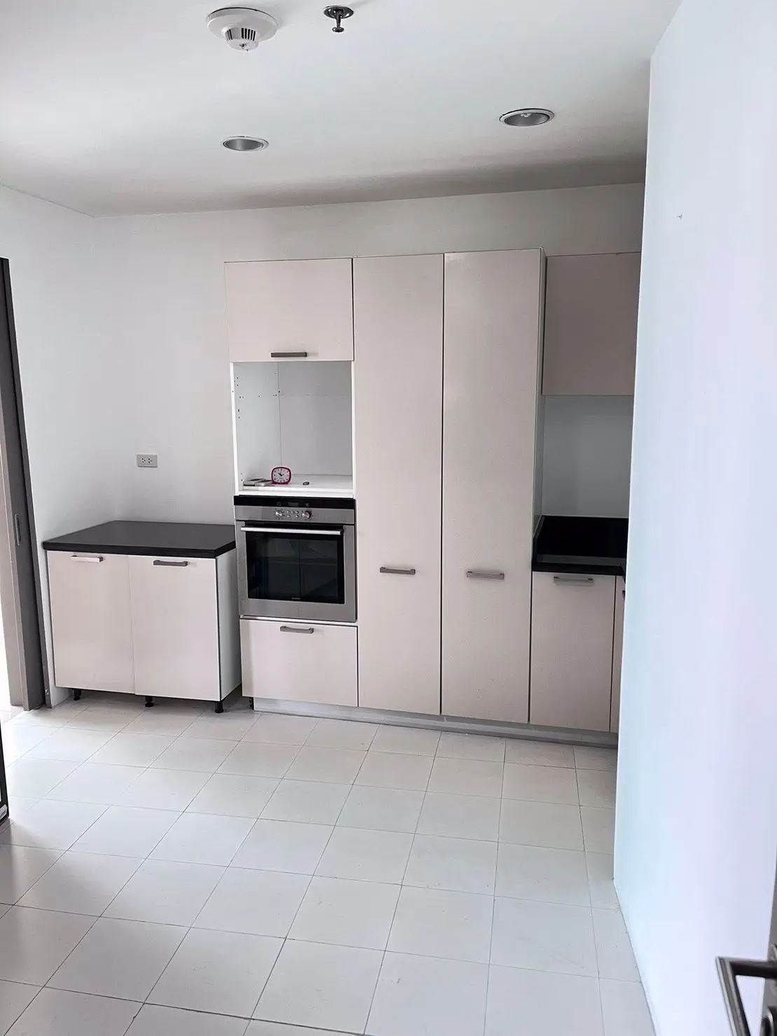 Duplex in Pathum Wan, Bangkok, Thailand 4 bedrooms — photo 2