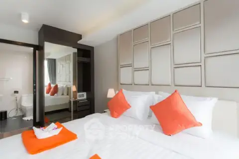 1-BR Condo at 6th Avenue Surin Condominium close to Surin — photo 5