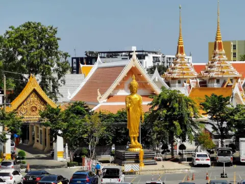 Land in Bangkok, Thailand — photo 3