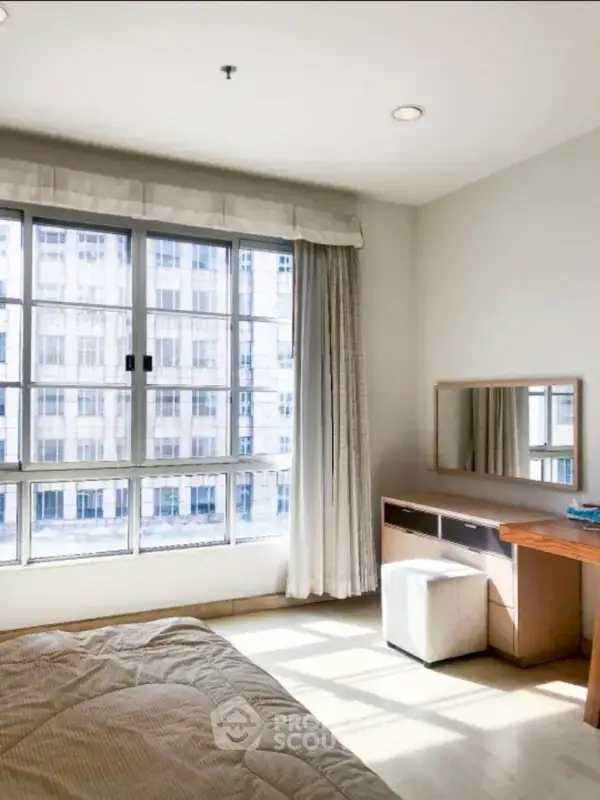 2-BR Condo at Citi Smart Sukhumvit 18 near BTS Asok — photo 6