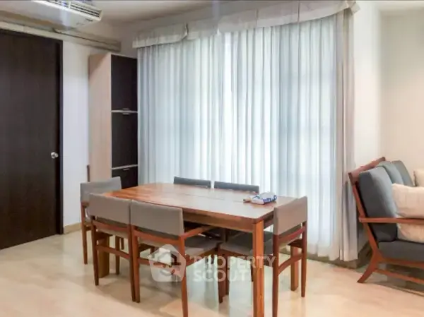 2-BR Condo at Citi Smart Sukhumvit 18 near BTS Asok — photo 2