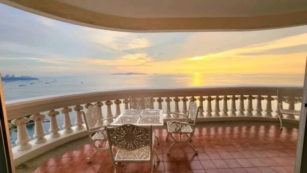Penthouse in Pattaya, Thailand 3 bedrooms — photo 7