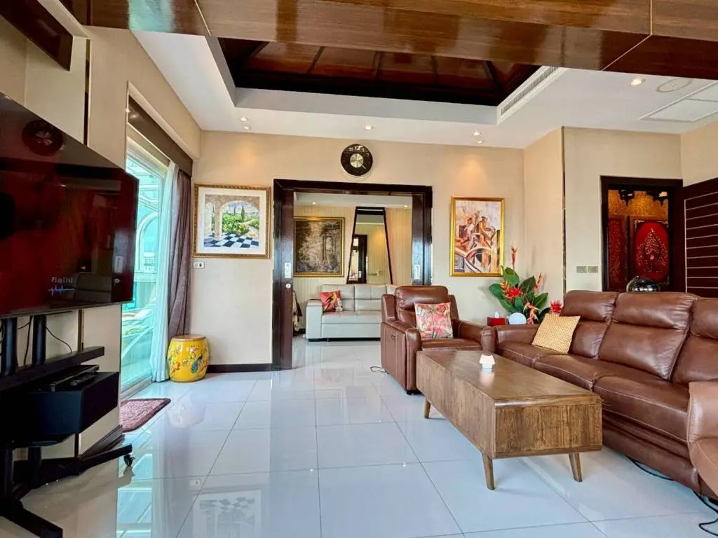 Penthouse in Pattaya, Thailand 3 bedrooms — photo 2