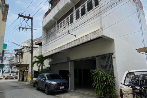 Townhouse in Chiang Mai, Thailand 10 bedrooms № 200352