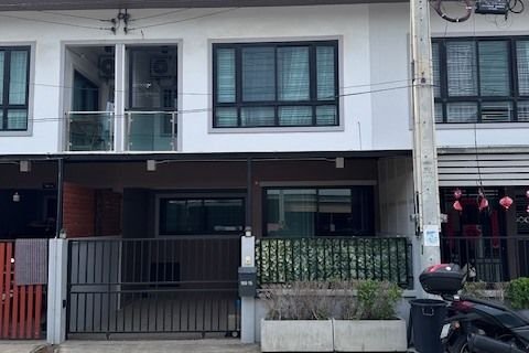 Townhouse in Pattaya, Thailand 2 bedrooms № 171590