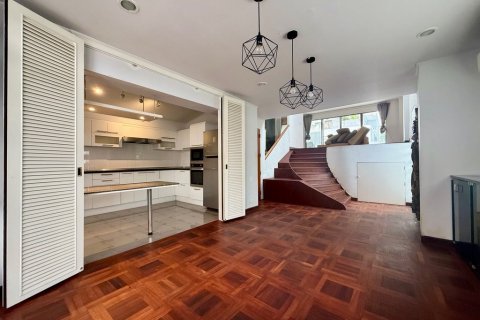 Townhouse in Bangkok, Thailand 3 bedrooms № 65654