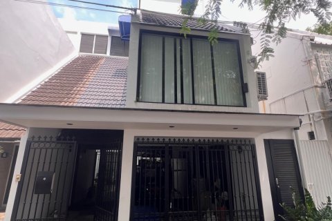 Townhouse in Watthana, Bangkok, Thailand 4 bedrooms № 151210