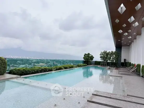 1-BR Condo at Escent Chiangmai close to CentralFestival Chiangmai