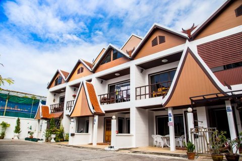 House in Pattaya, Thailand 2 bedrooms № 43646