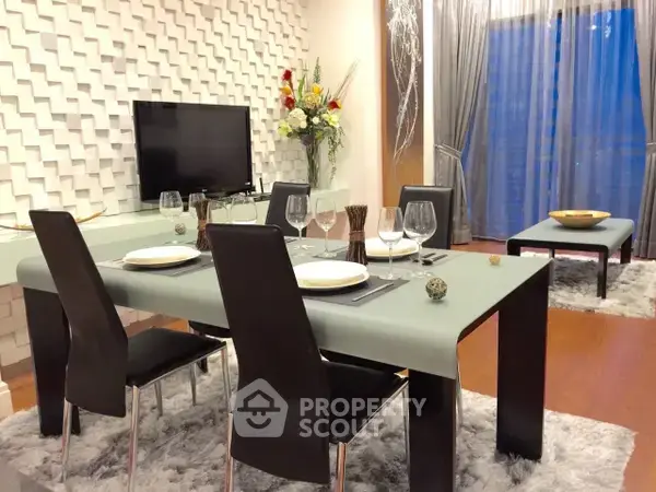 1-BR Condo at Bright Sukhumvit 24 Condominium near BTS Phrom Phong