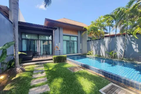 House on Nai Harn Beach, Thailand 2 bedrooms № 120941