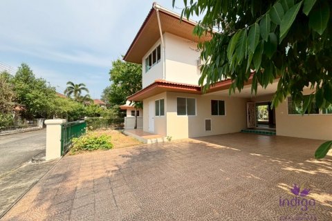 House in San Sai, Thailand 3 bedrooms № 124200
