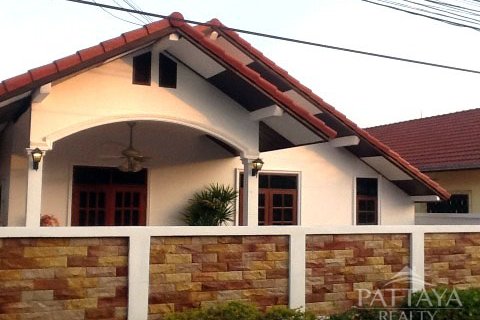 House in Pattaya, Thailand 3 bedrooms № 47446