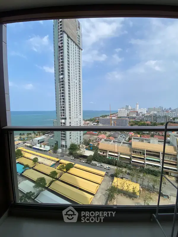 1-BR Condo at Copacabana Beach Jomtien close to Jomtien Beach