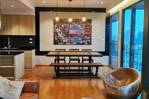 Condo in Bangkok, Thailand, 2 bedrooms in The Parco Condominium