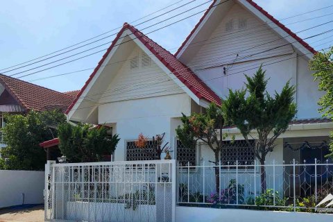 House in Chiang Mai, Thailand 3 bedrooms № 122819