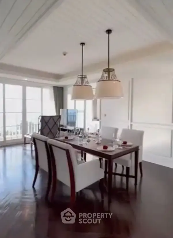 2-BR Condo at Grand Florida Beachfront Pattaya close to Pattaya