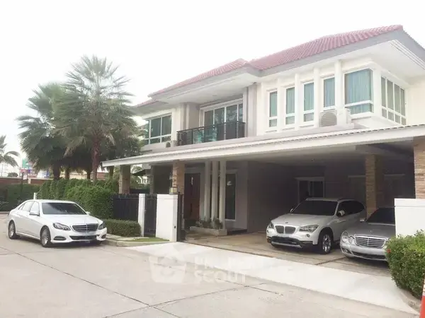 5-BR House at Grand Bangkok Boulevard Ramintra - Serithai in Khan Na Yao