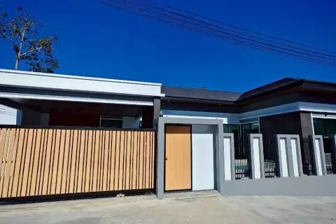 Villa in Krabi, Thailand 3 bedrooms