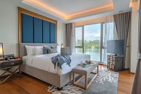Condo in Phuket, Thailand, 2 bedrooms in Angsana Residences