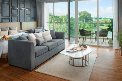 Condo in Phuket, Thailand, 1 bedroom in WYNDHAM GRAND NAI HARN № 18775