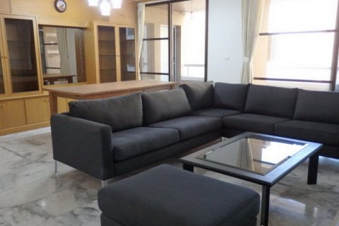 Condo in Bangkok, Thailand, 2 bedrooms in Asoke Towers № 28551