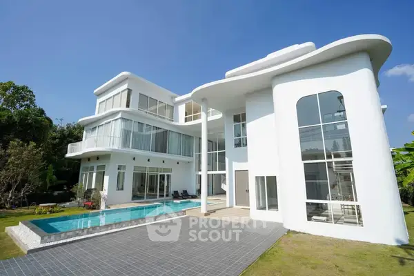6-BR House close to Chiang Mai Chinatown