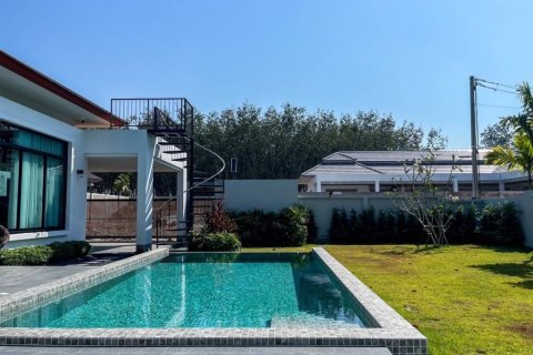 Villa in Krabi, Thailand 2 bedrooms № 124793