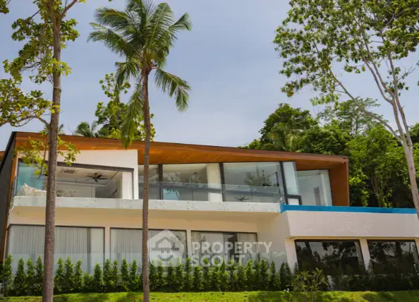 3-BR Villa in Maenam