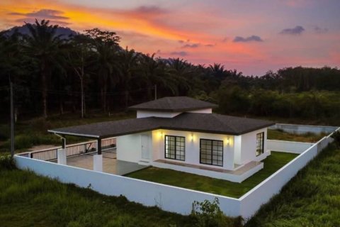 Villa in Krabi, Thailand 2 bedrooms № 126721