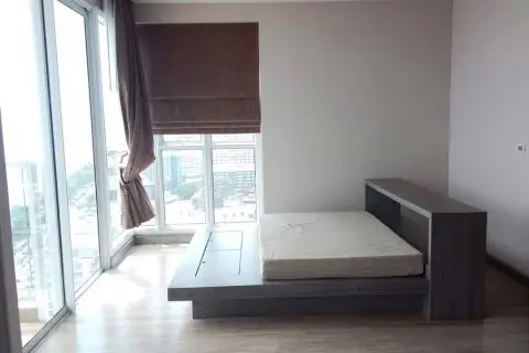 Condo in Pattaya, Thailand, 3 bedrooms in Cetus Beachfront