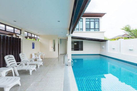 House in Pattaya, Thailand 3 bedrooms № 80122