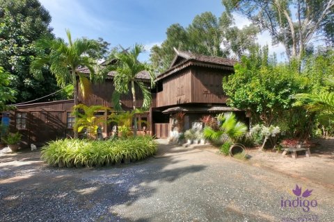 House in Chiang Mai, Thailand 5 bedrooms № 55357