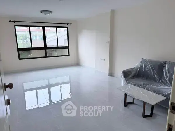Lumpini Place Narathiwas 24