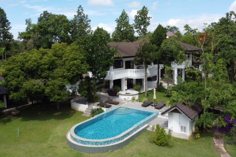 House in Chiang Mai, Thailand 4 bedrooms № 55418
