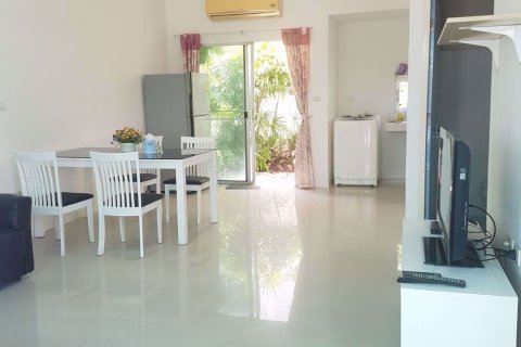 House in Bang Kapi, Bangkok, Thailand 3 bedrooms № 76075