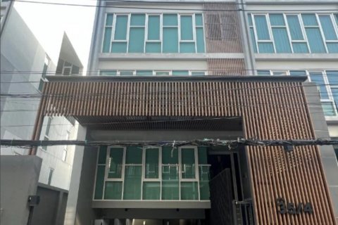 Townhouse in Bangkok, Thailand 2 bedrooms № 82166