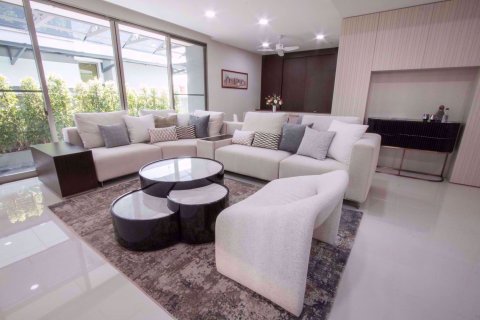 House in Saphan Sung, Bangkok, Thailand 3 bedrooms № 54351