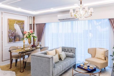 Condo in Pattaya, Thailand, 2 bedrooms in Empire Tower № 19646