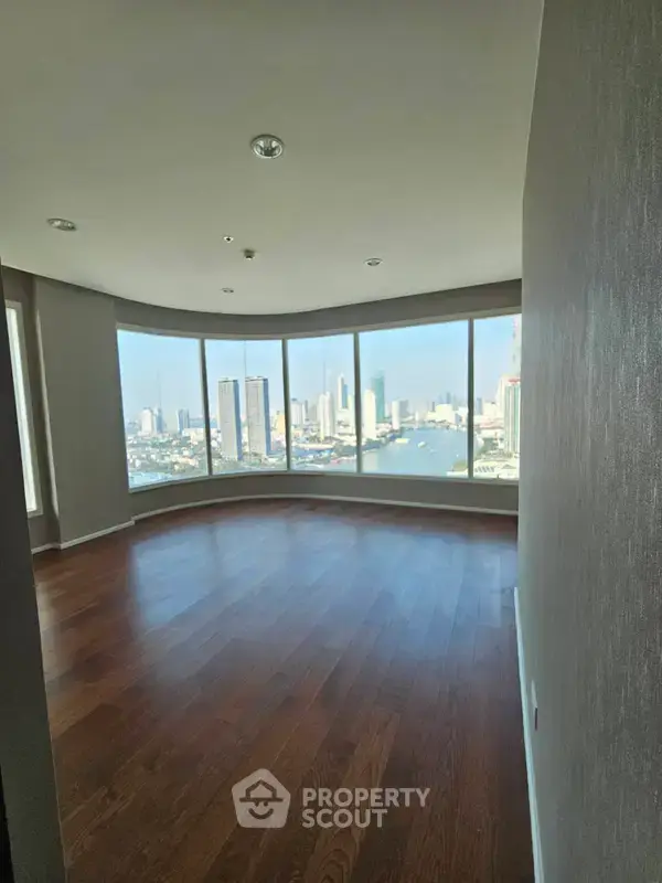 3-BR Condo at Menam Residences in Wat Phraya Krai