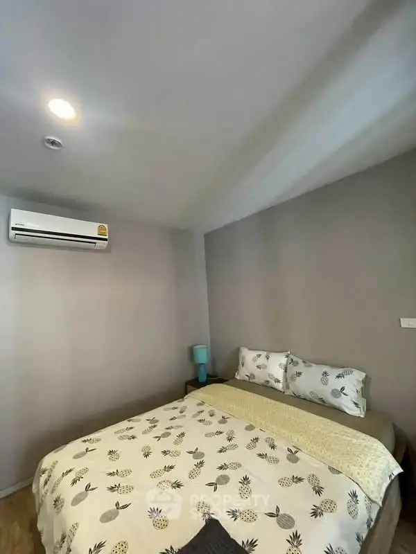 Blossom Condo @ Sathorn-Charoenrat
