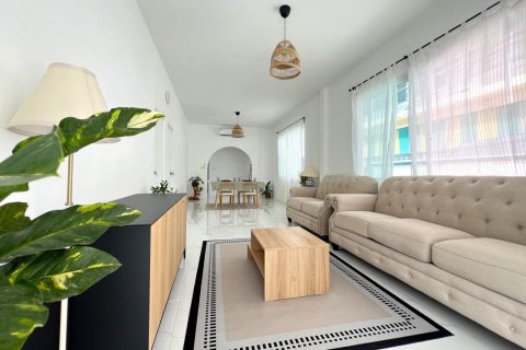 House in Pattaya, Thailand 3 bedrooms № 117009
