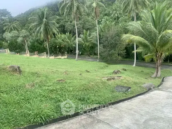 1-BR House close to Bang Por Beach