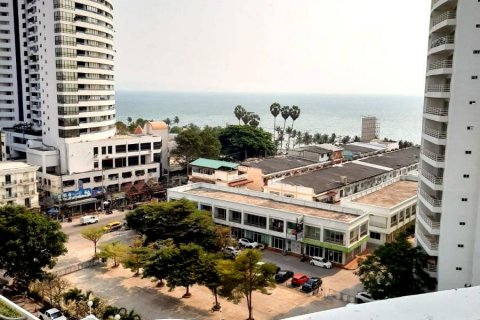 Condo in Pattaya, Thailand, 3 bedrooms № 8512