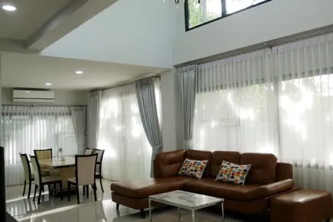 Townhouse in Chiang Mai, Thailand 3 bedrooms № 171224