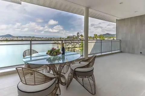 Condo in Phuket, Thailand, 2 bedrooms in Angsana Residences